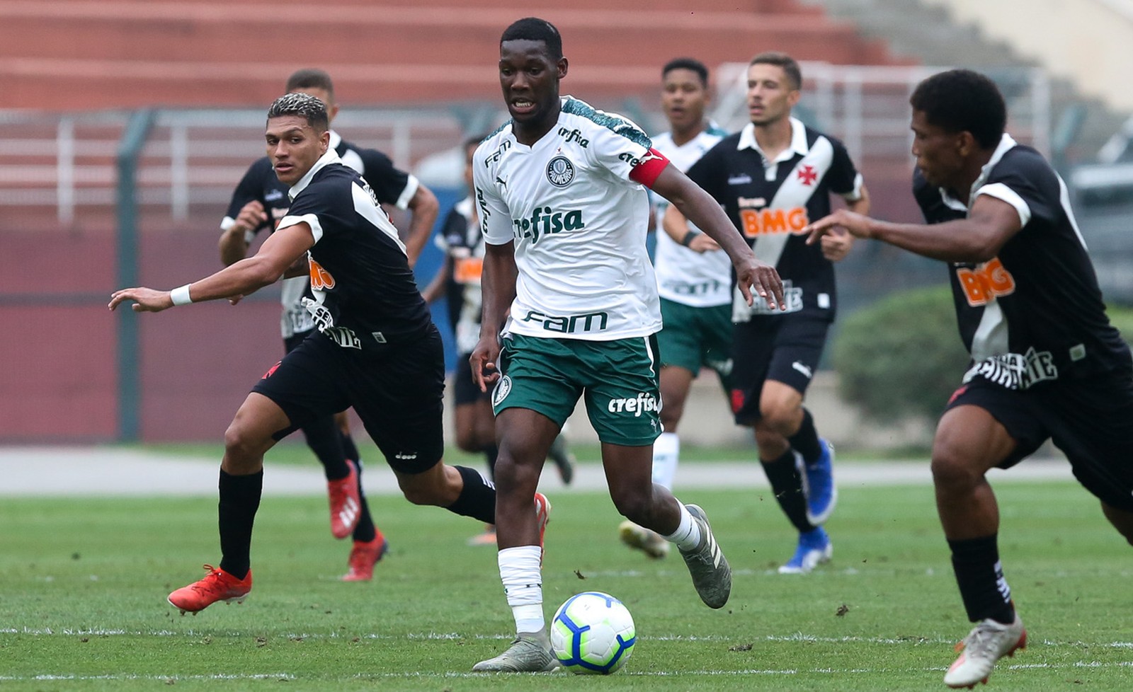 Patrick de Paula assina novo contrato com o Palmeiras ...