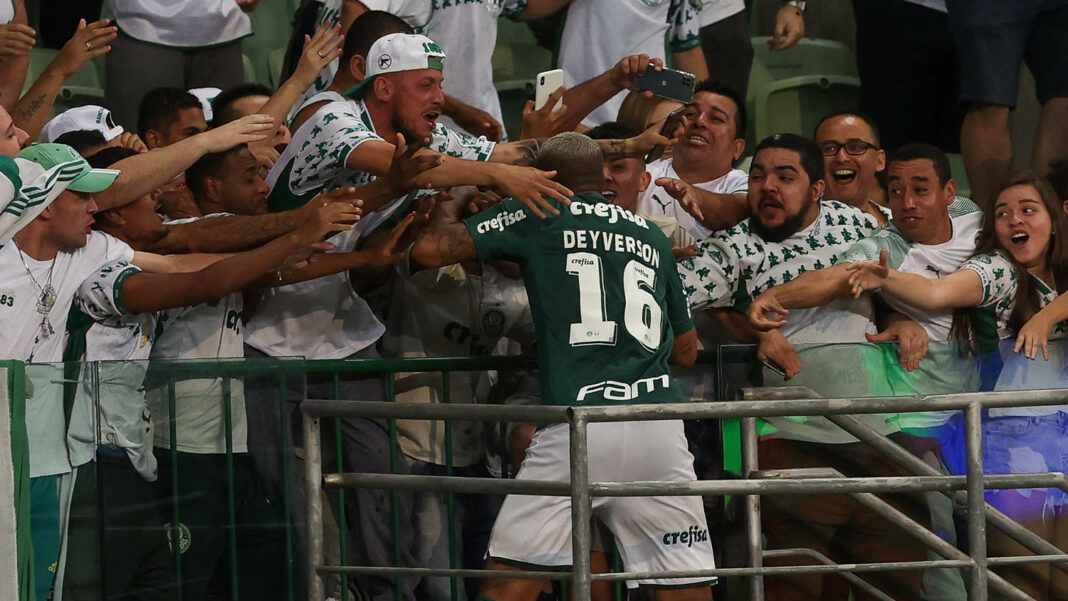 Palmeiras vê arrecadação com bilheteria no Allianz Parque cair em 2022.